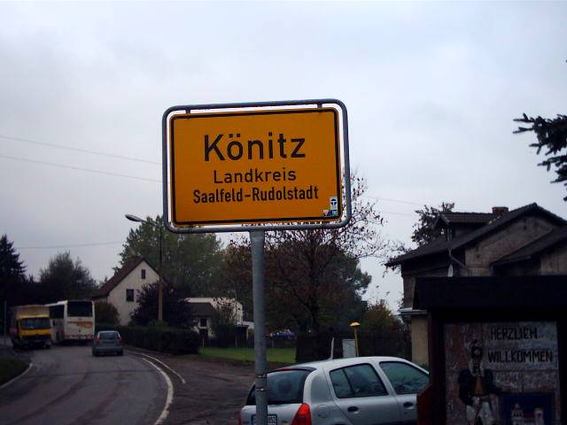 Ortseingangsschild Knitz